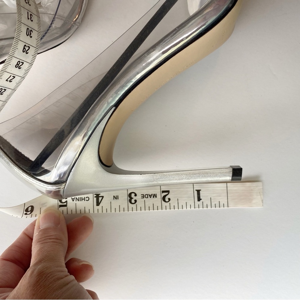 Good American Cinder f*cking Rella Pump Metallic Silver Heels Size 10 NWT - Picture 10 of 13